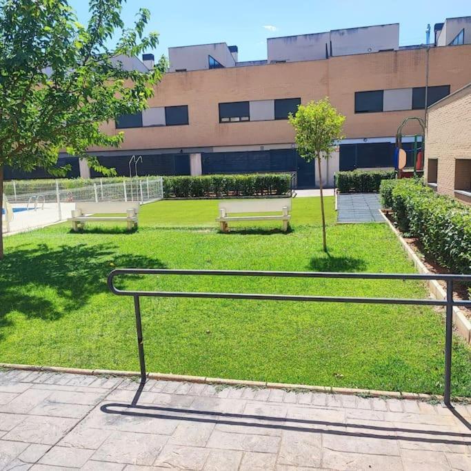 Apartamentos Motilla Del Azuer 다이미엘 외부 사진